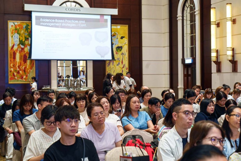 A7405650-2 FROM MR LEUNG